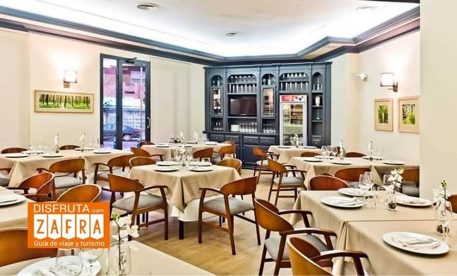 Los Cazadores Zafra Comedor del Restaurante Los Cazadores de Zafra