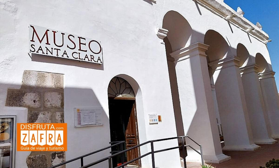 Entrada Museo Santa Clara Entrada al Museo Santa Clara de Zafra